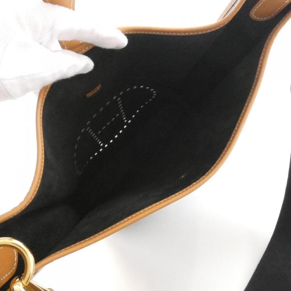 Hermes Evelyne GM Shoulder Bag - Picture 7 of 8